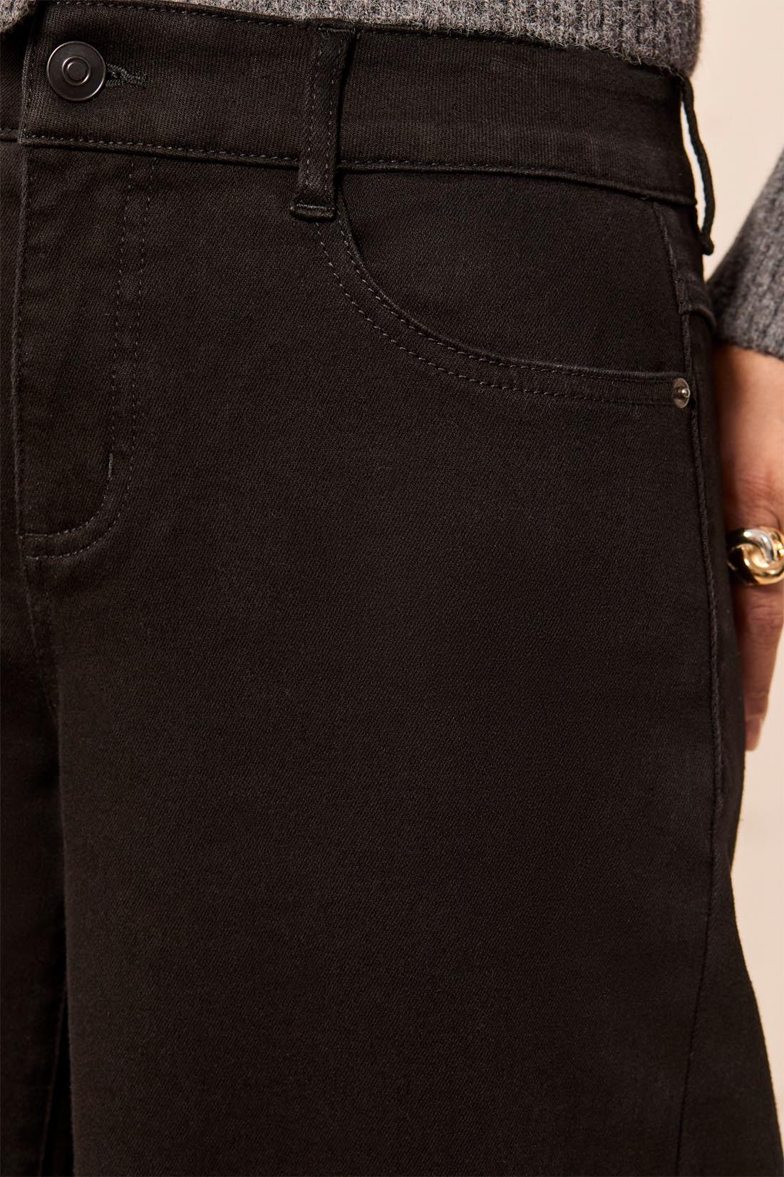 Audrey Hugging Wide Leg Crop
