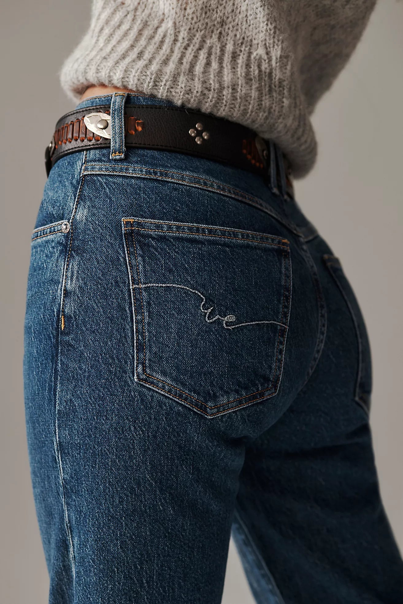 Risk Taker Mid-Rise Straight Jean