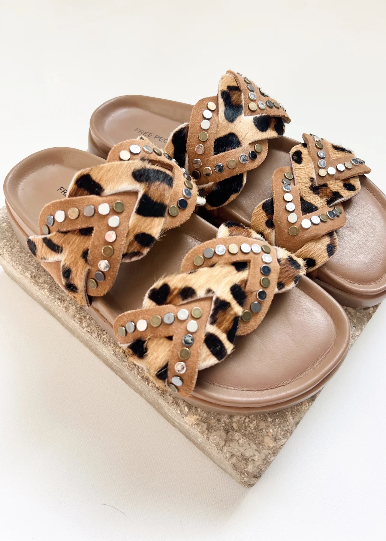 Leo Sandal
