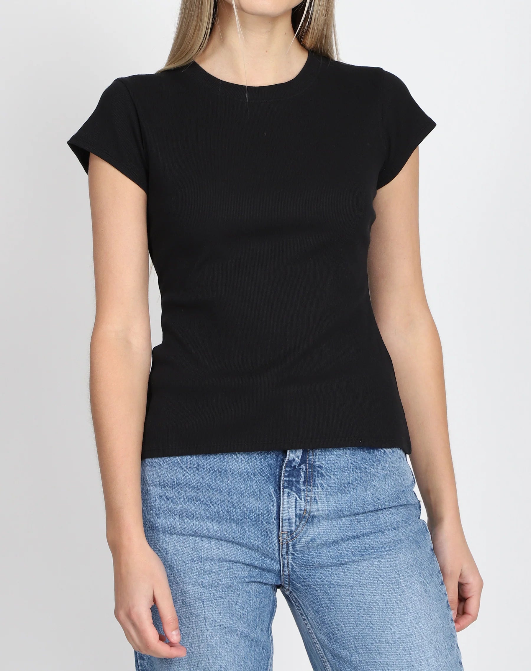 Ribbed Fitted Tee