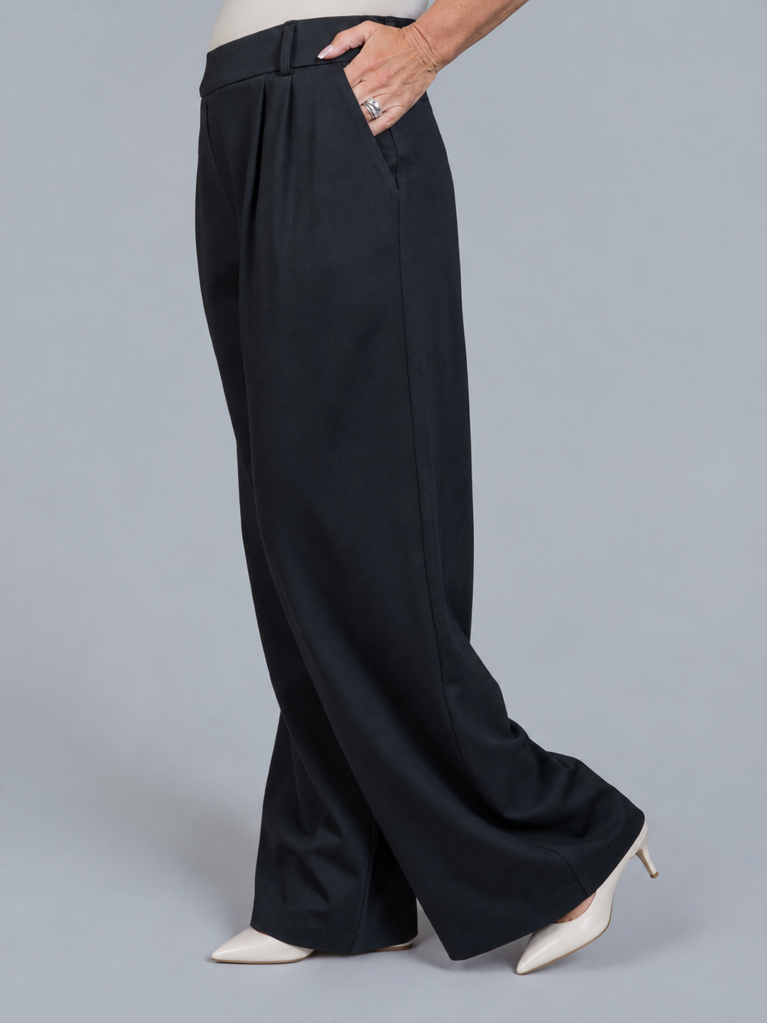 Tailored Wide Leg Trouser