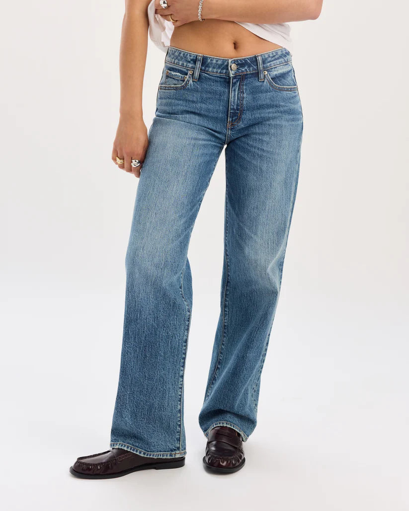 the Keeper- low rise straight jean