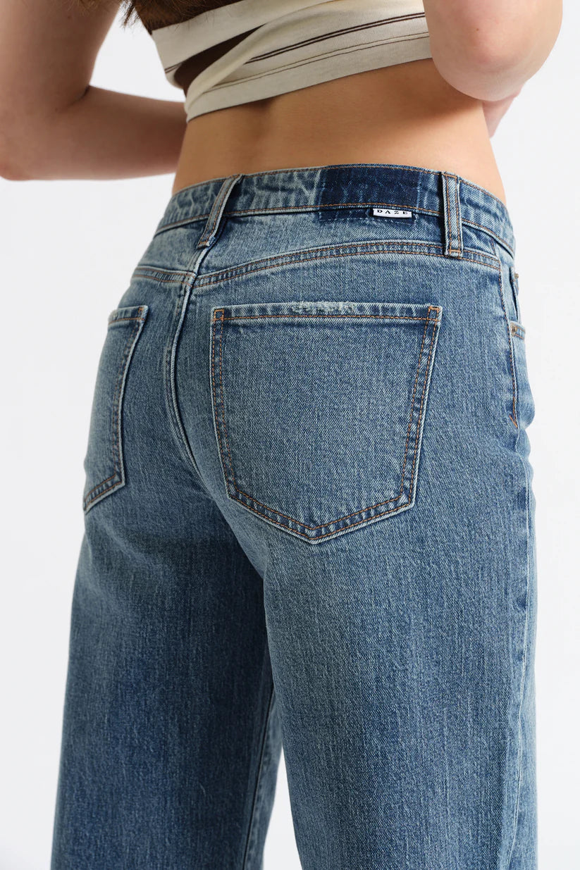 the Keeper- low rise straight jean