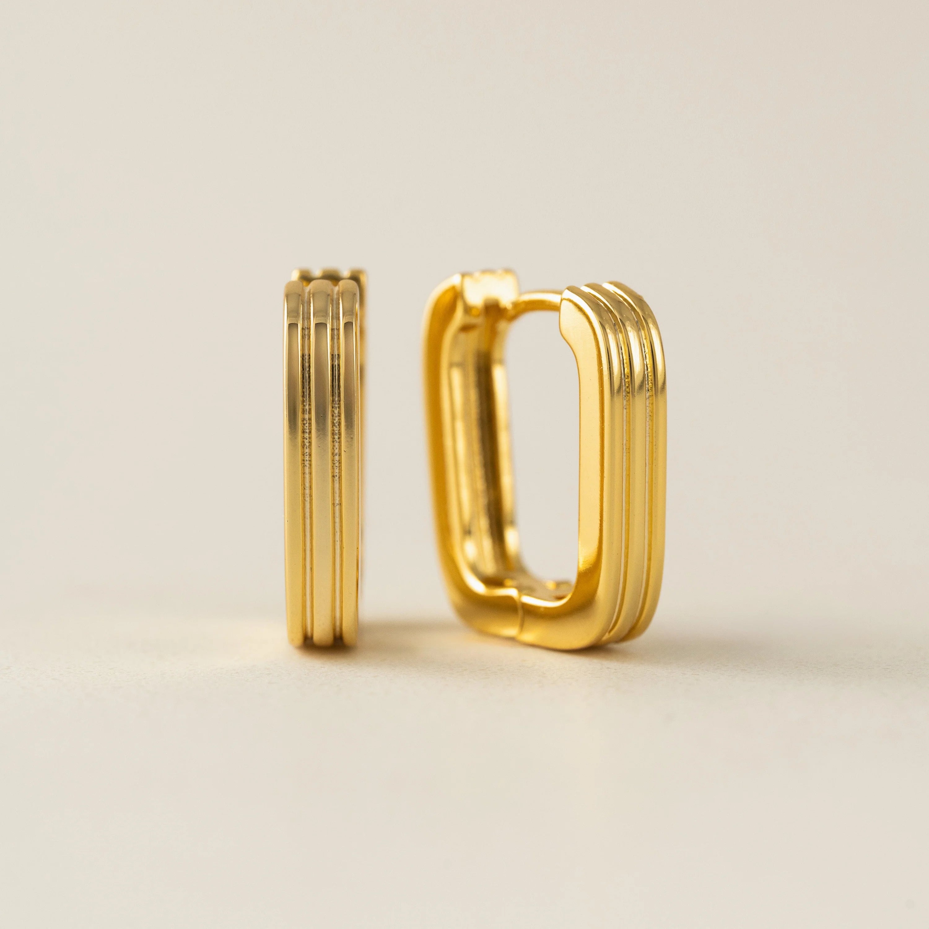 Groove U-Shaped Hoop Earrings