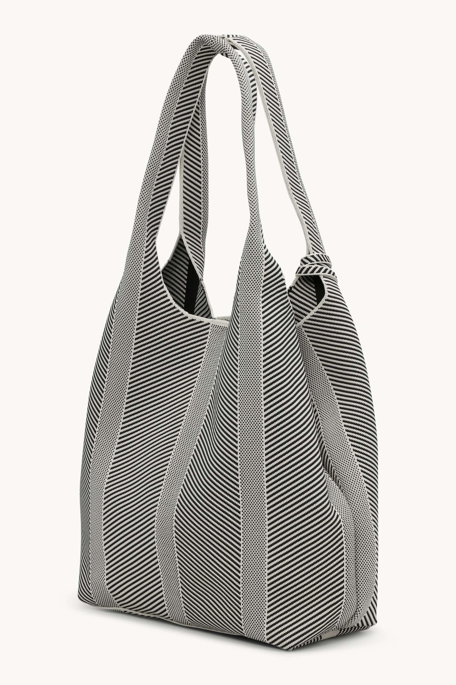 Knitted Bag _KNITTY01