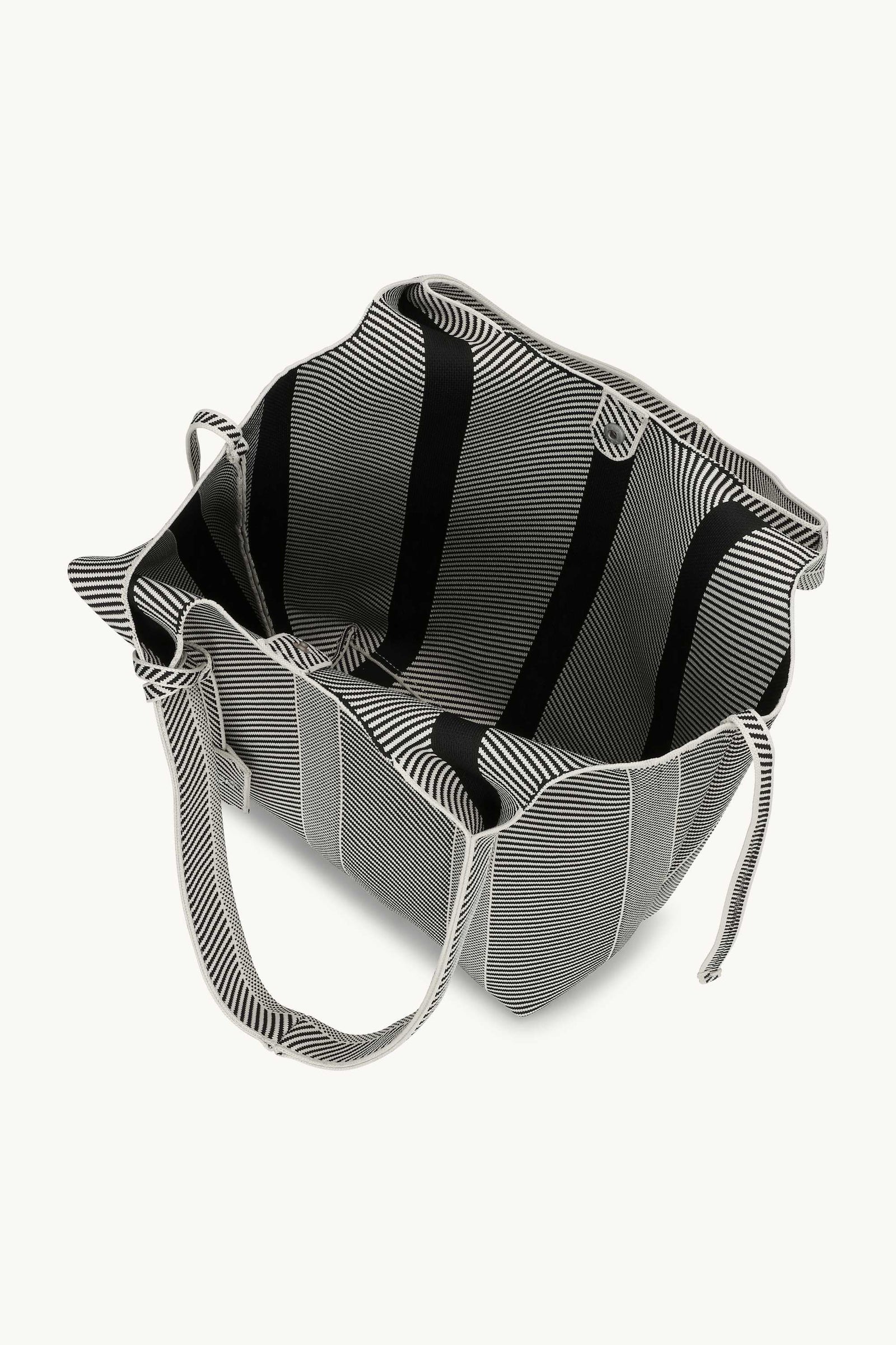 Knitted Bag _KNITTY01