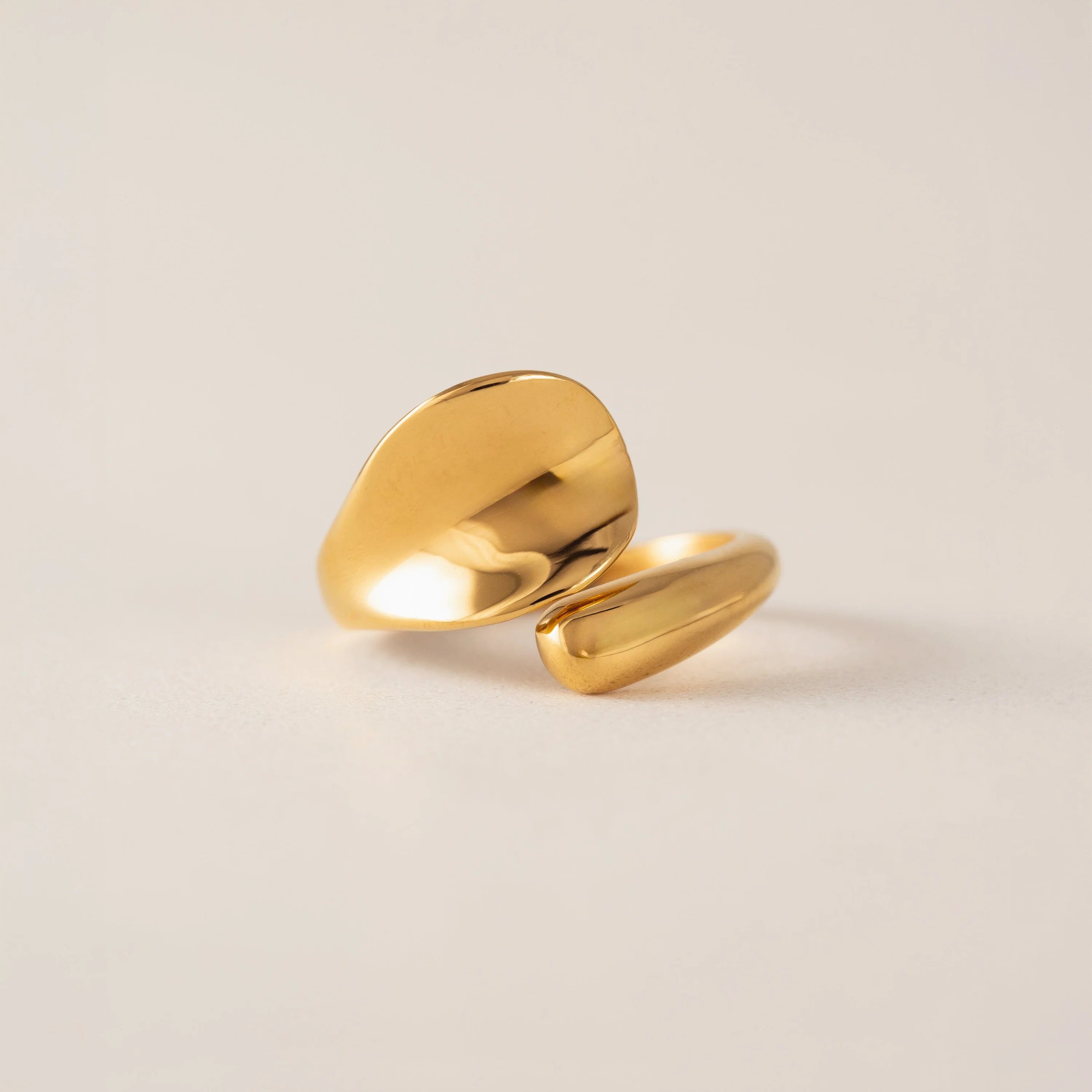 Lila Ring