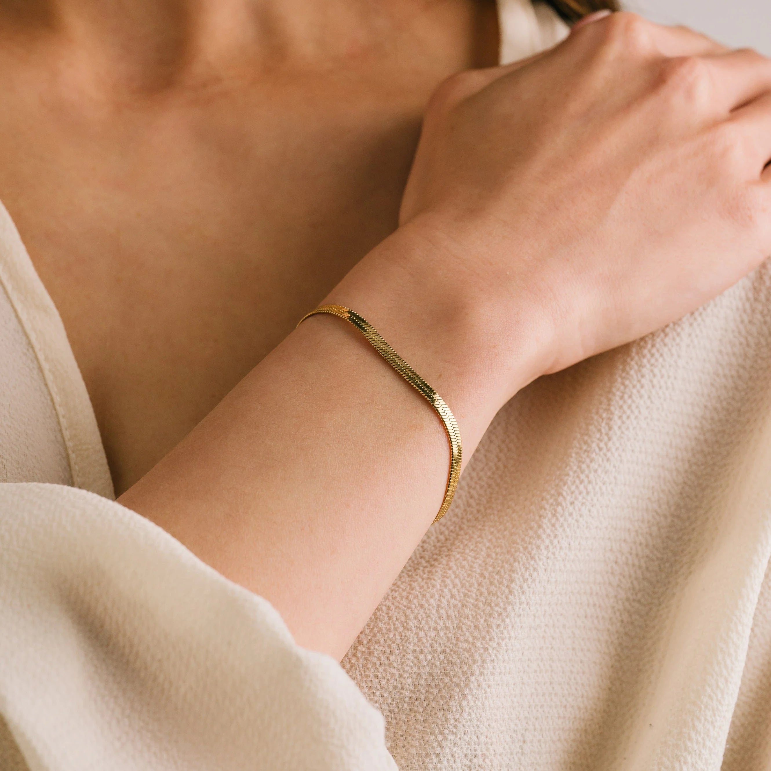 Sasha Herringbone Bracelet - waterproof