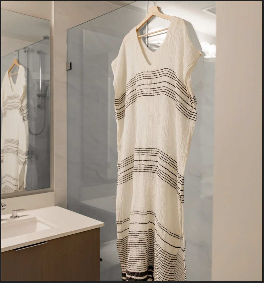 the Cierra Caftan