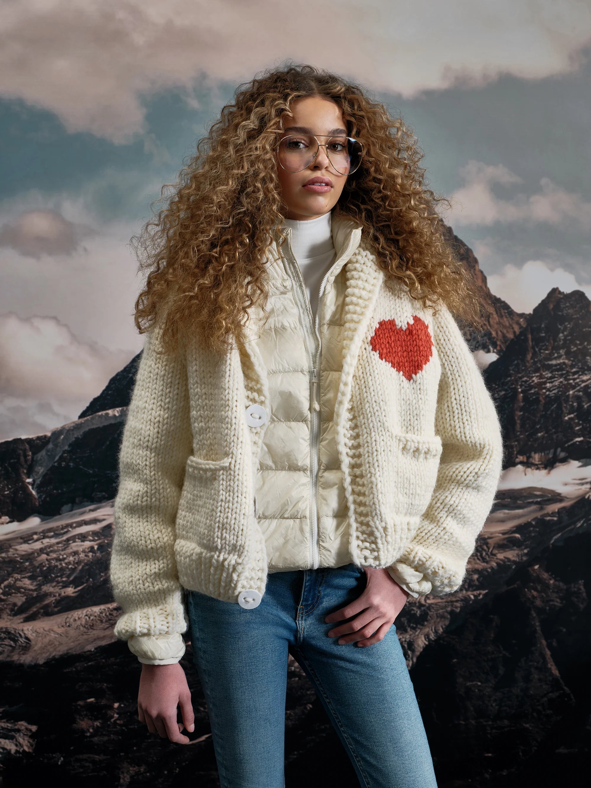 GOGO Classic Long Heart Cardi