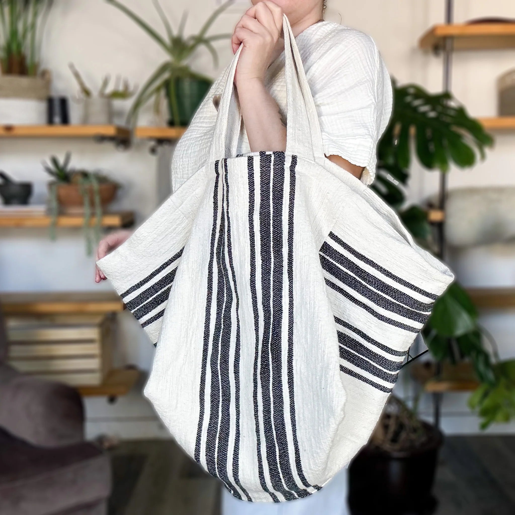 The Rey - Mega Tote