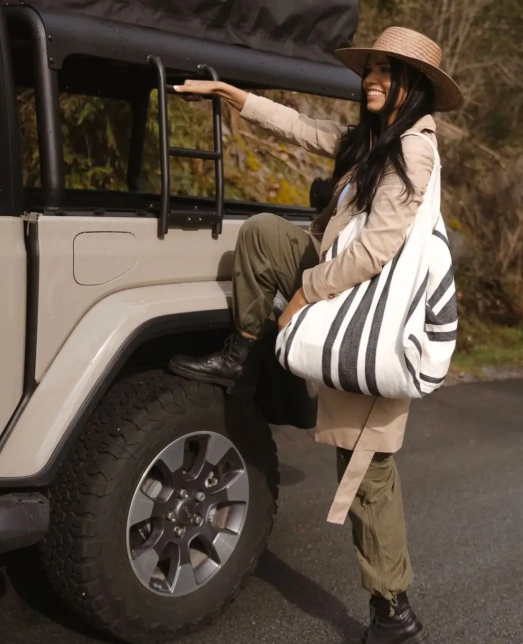 The Rey - Mega Tote