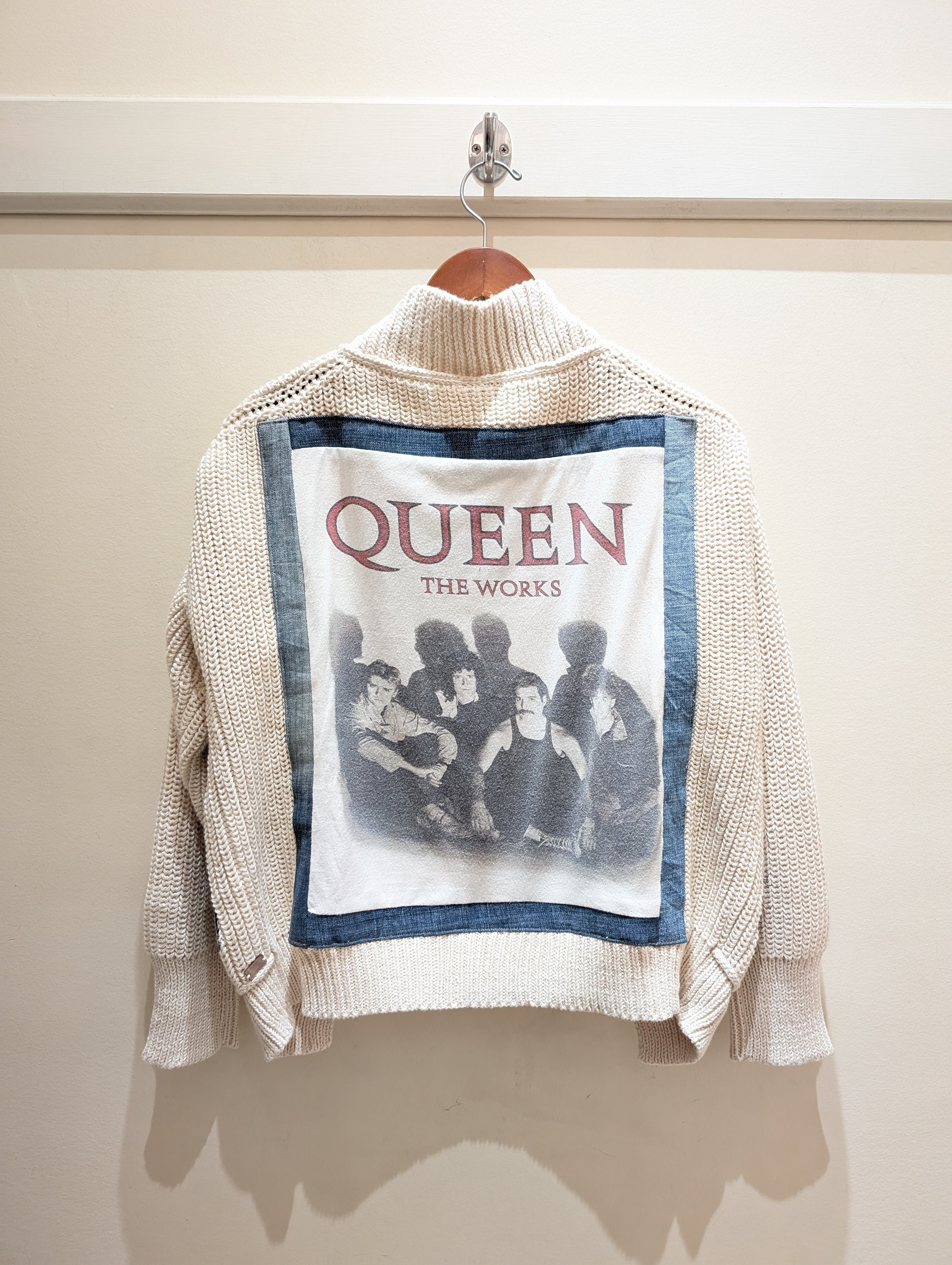 Band Cardigan
