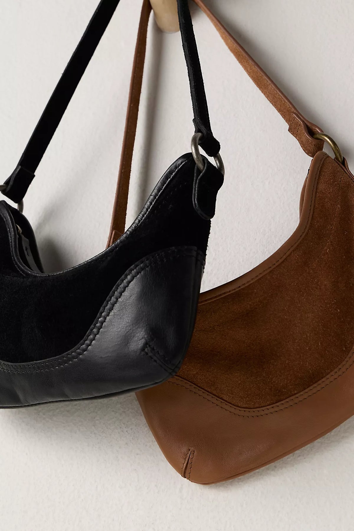 Sandy Leather Shoulder Bag