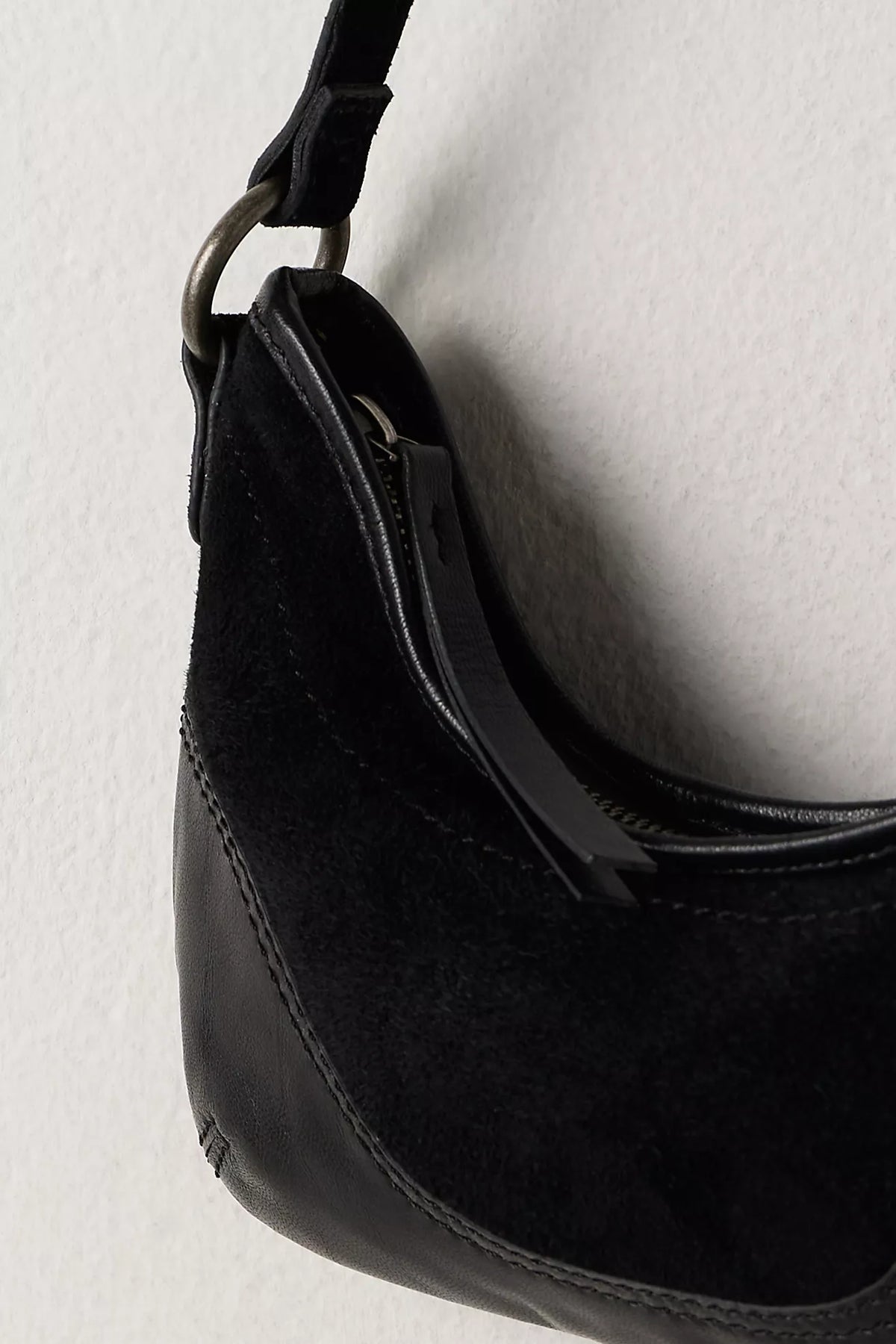Sandy Leather Shoulder Bag