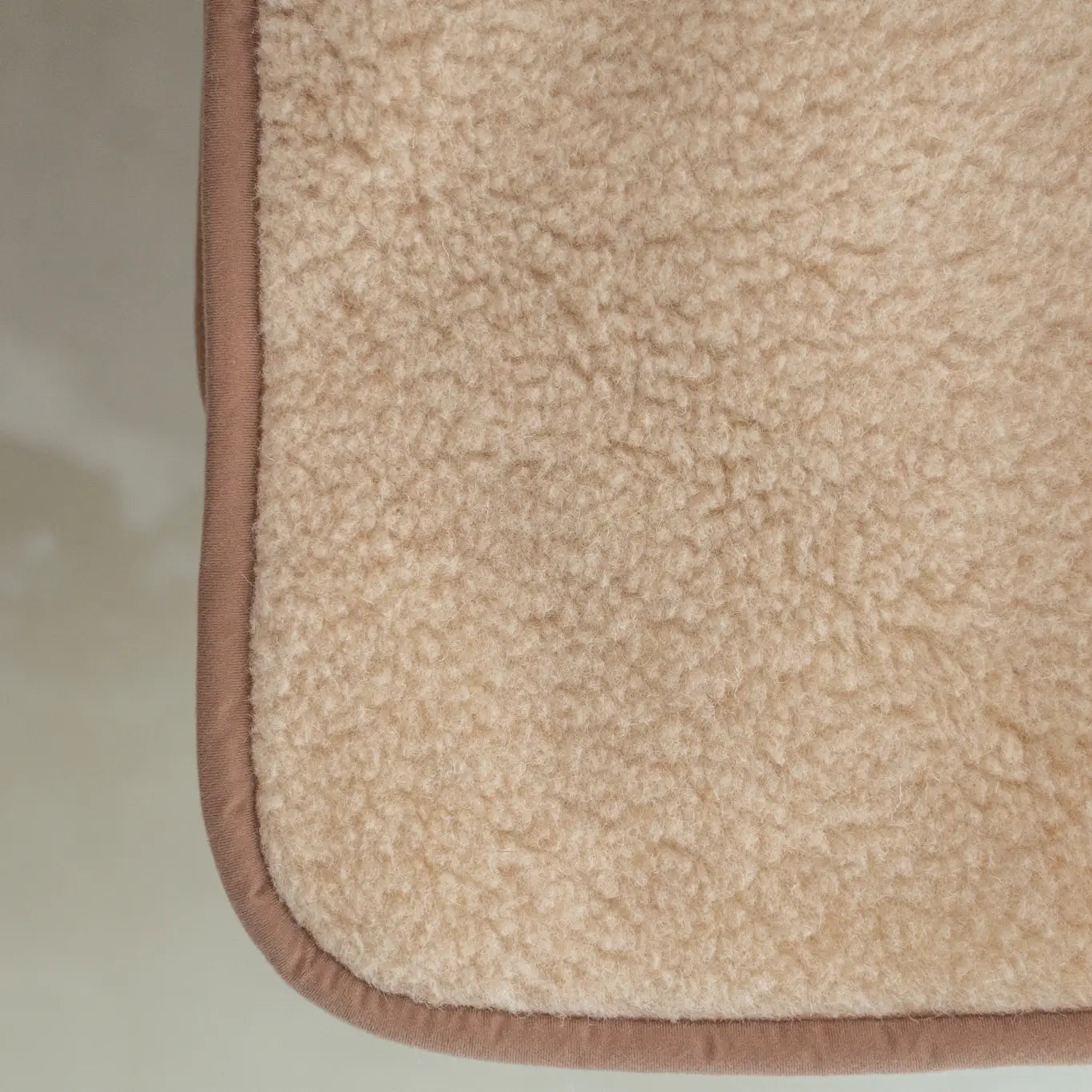 100% Sheep Wool Blanket