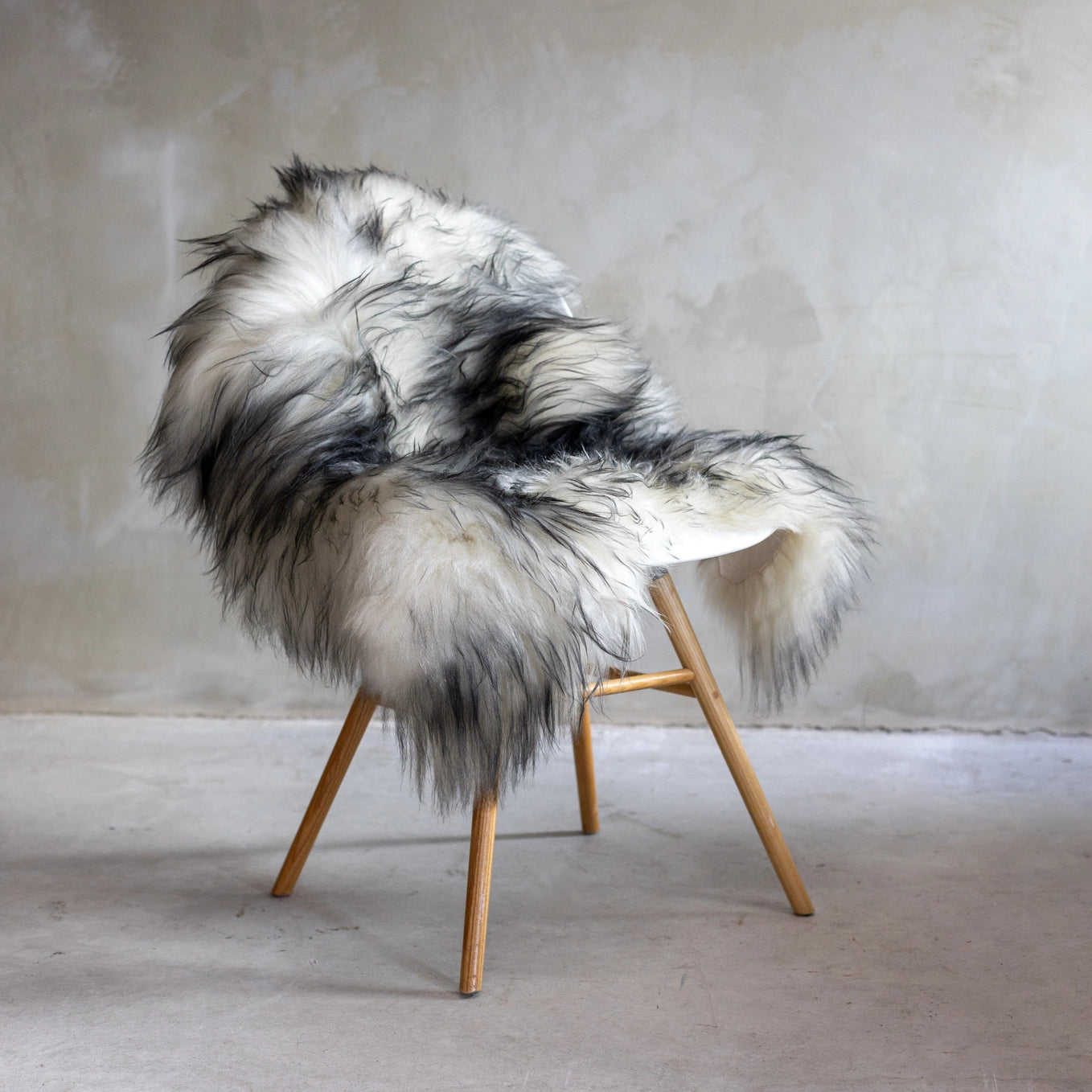 Icelandic Sheepskin | Natural Gray | Long Wool