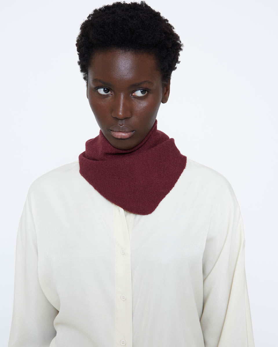 Simone Scarf