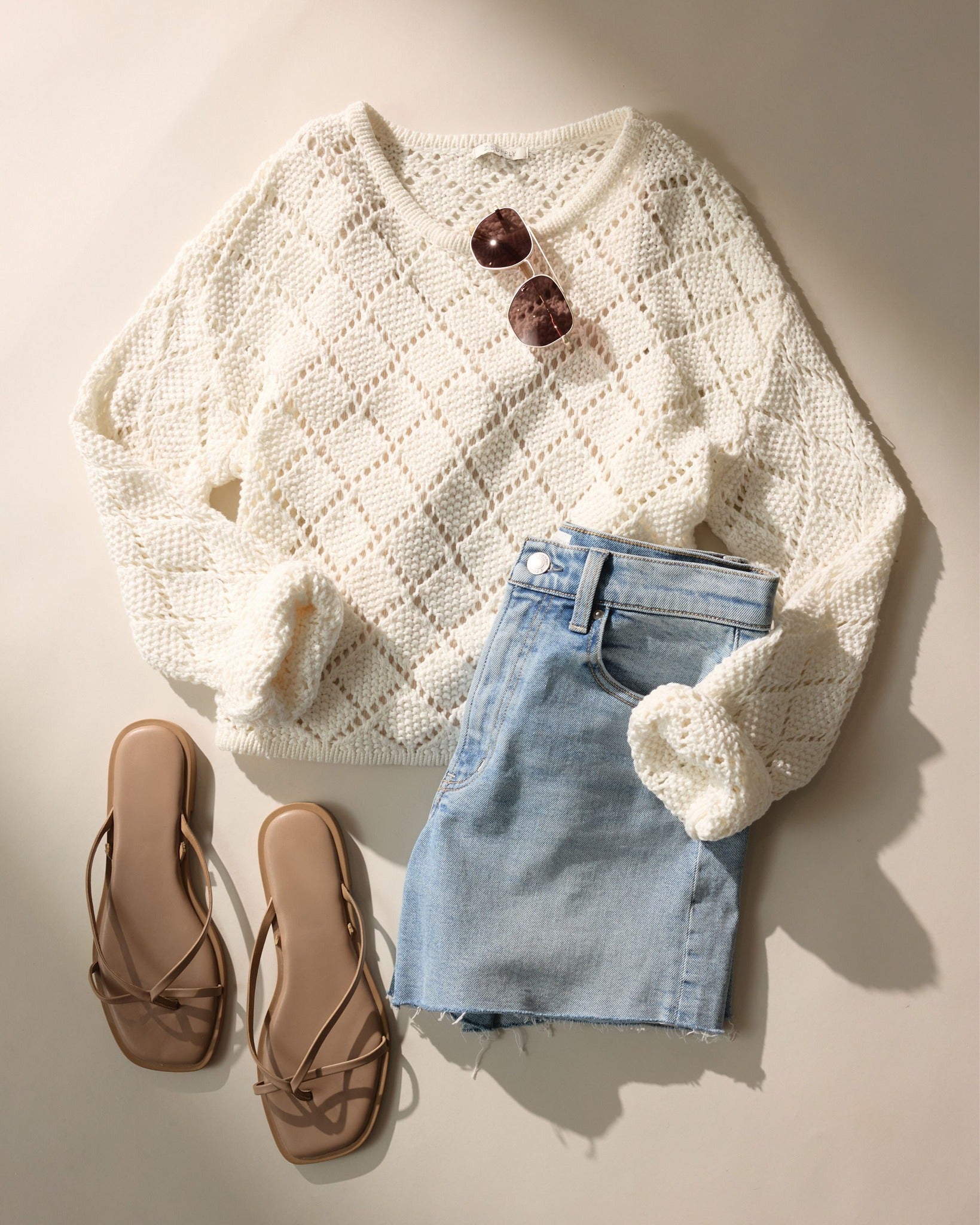 Hullen Crochet Sweater