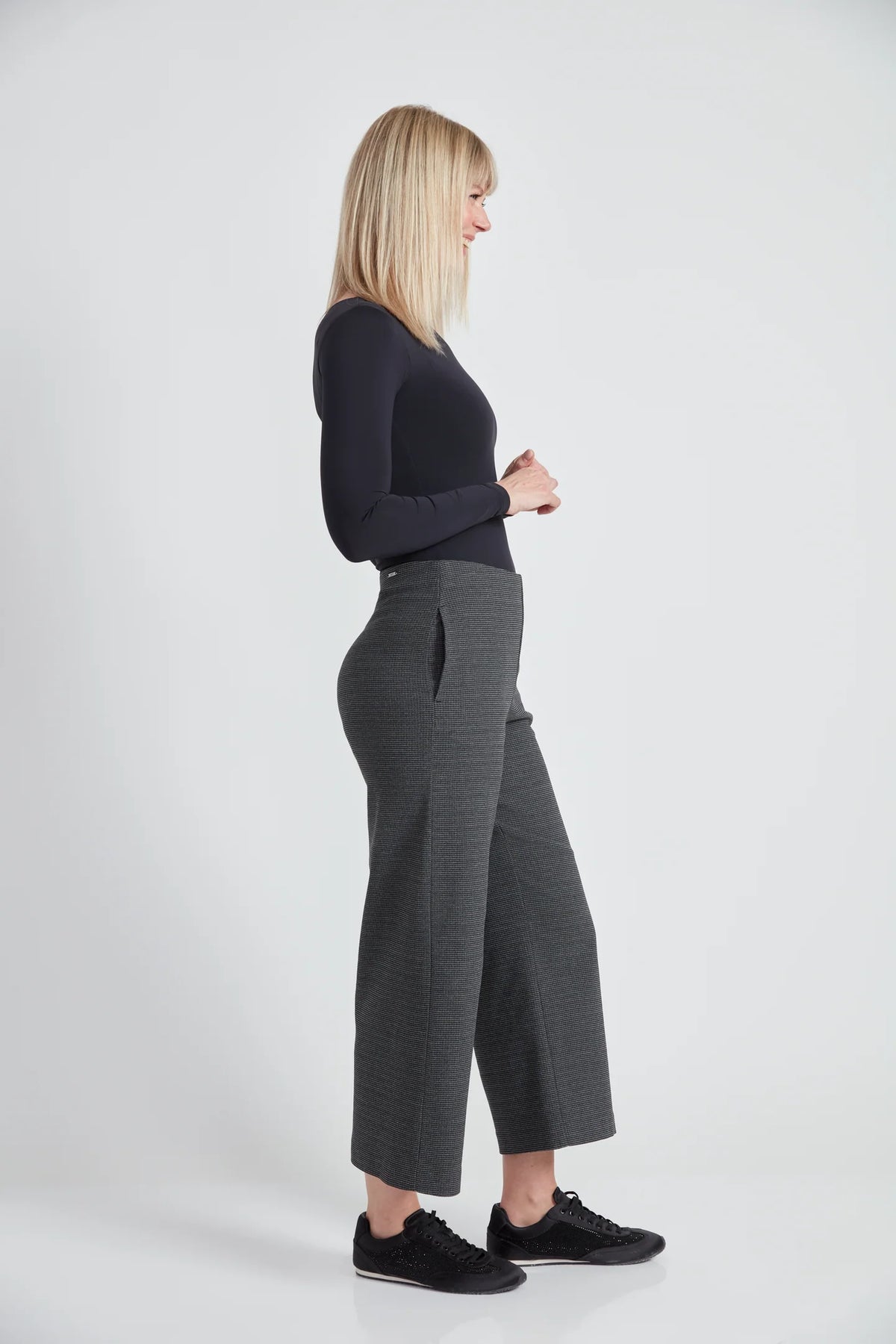 Cropped Gaucho Checked Pants