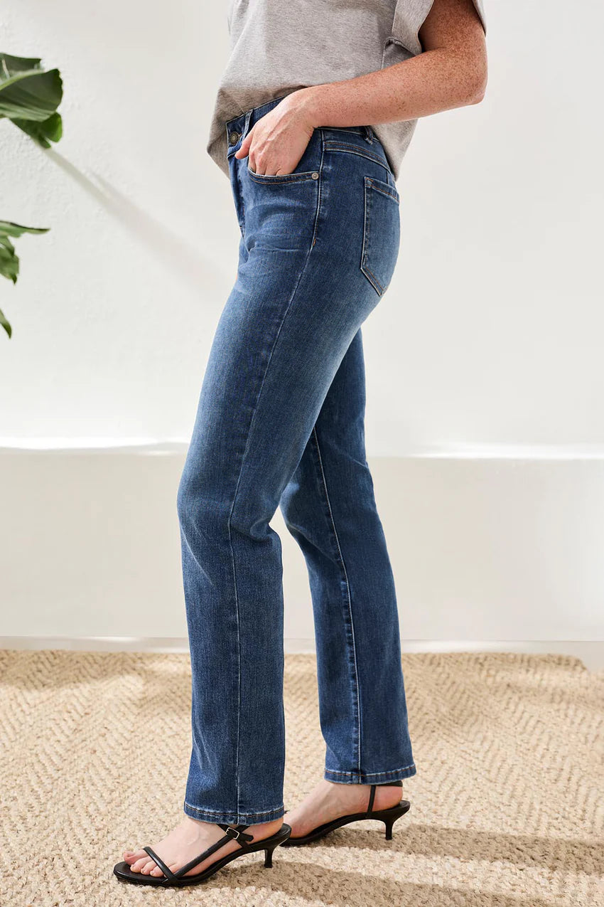 Sophia 5 Pocket Curvy Straight Leg Jean