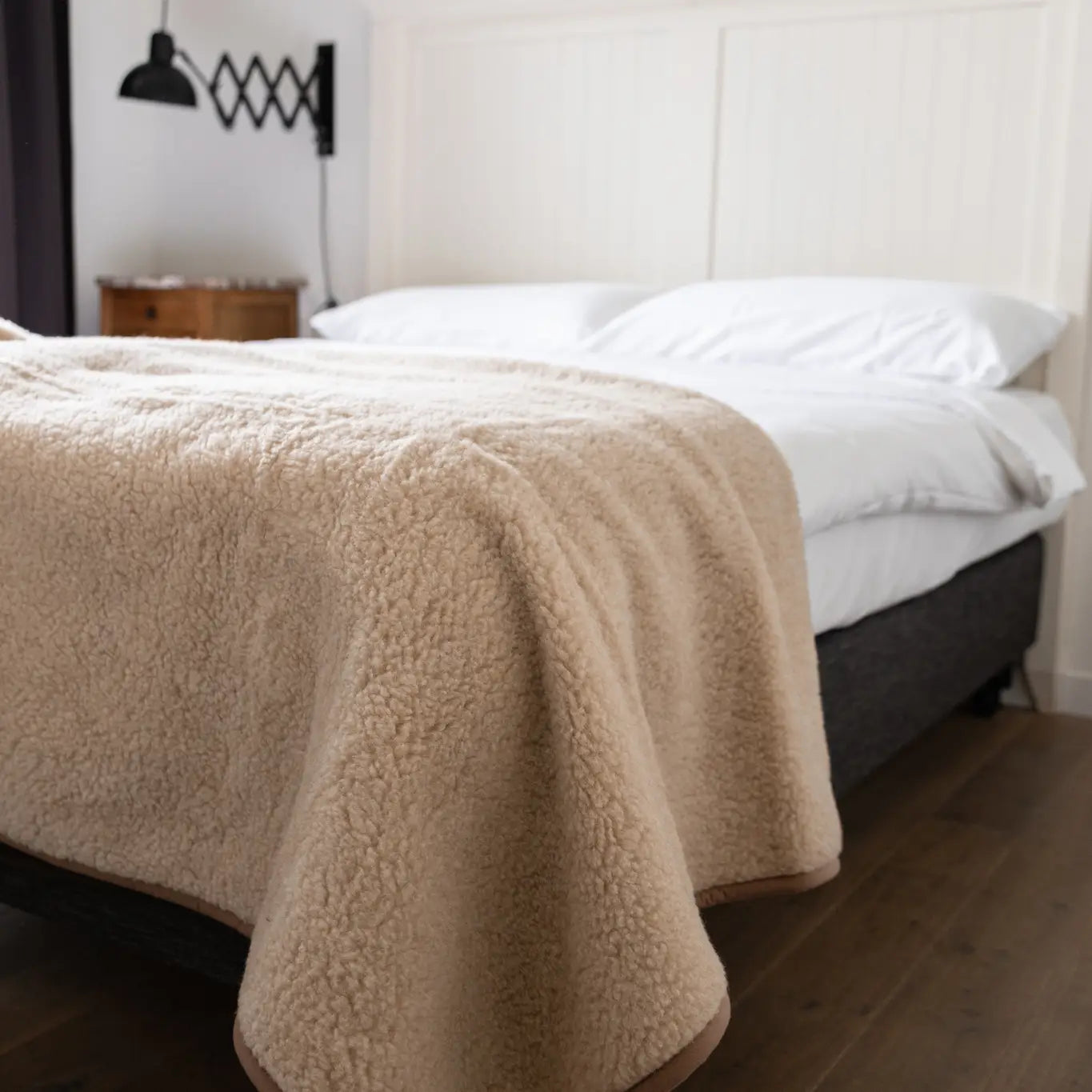 100% Sheep Wool Blanket