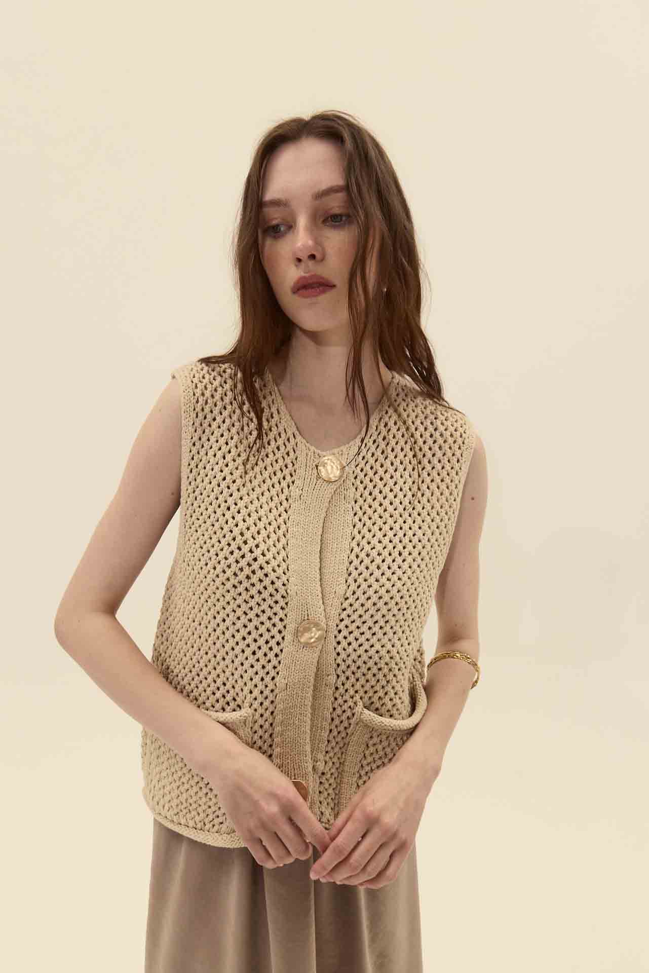 Anafi Knit Vest