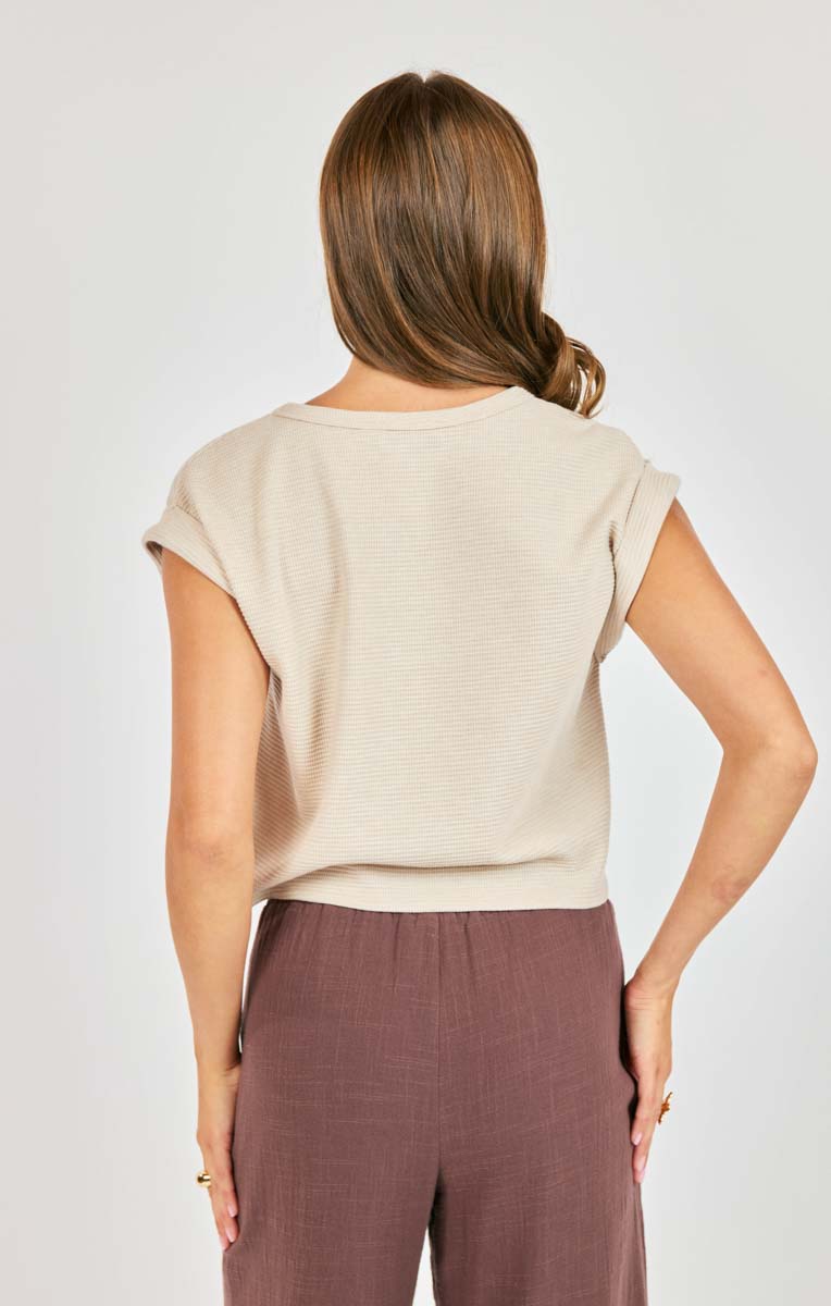 Locket Cuffed Sleeve Tee