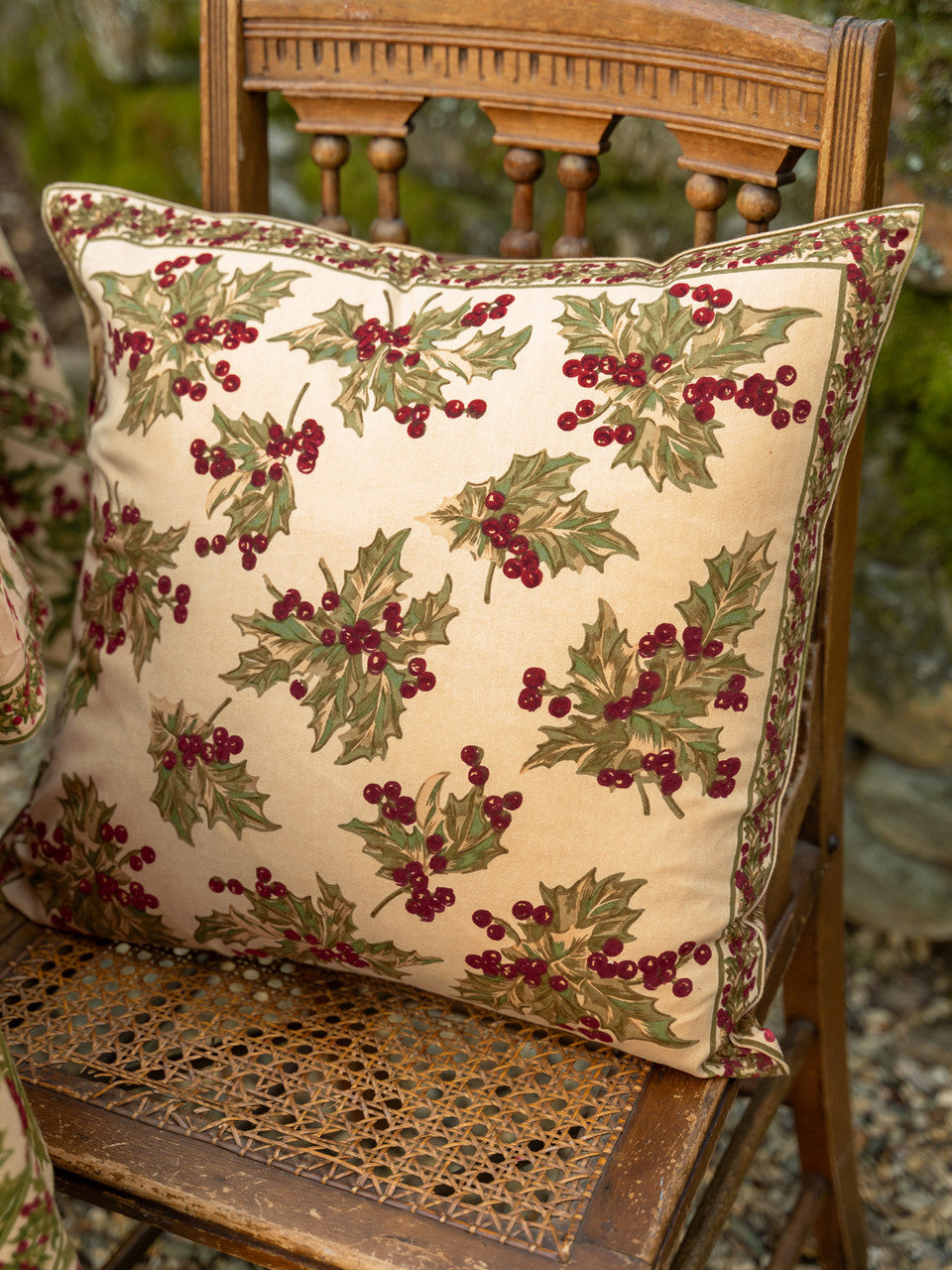 Winterberry Cushion Cover
