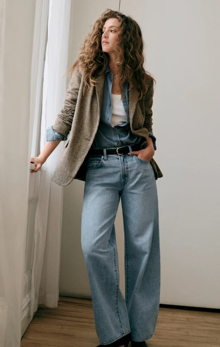 the Show Off High Rise Bowed Jean