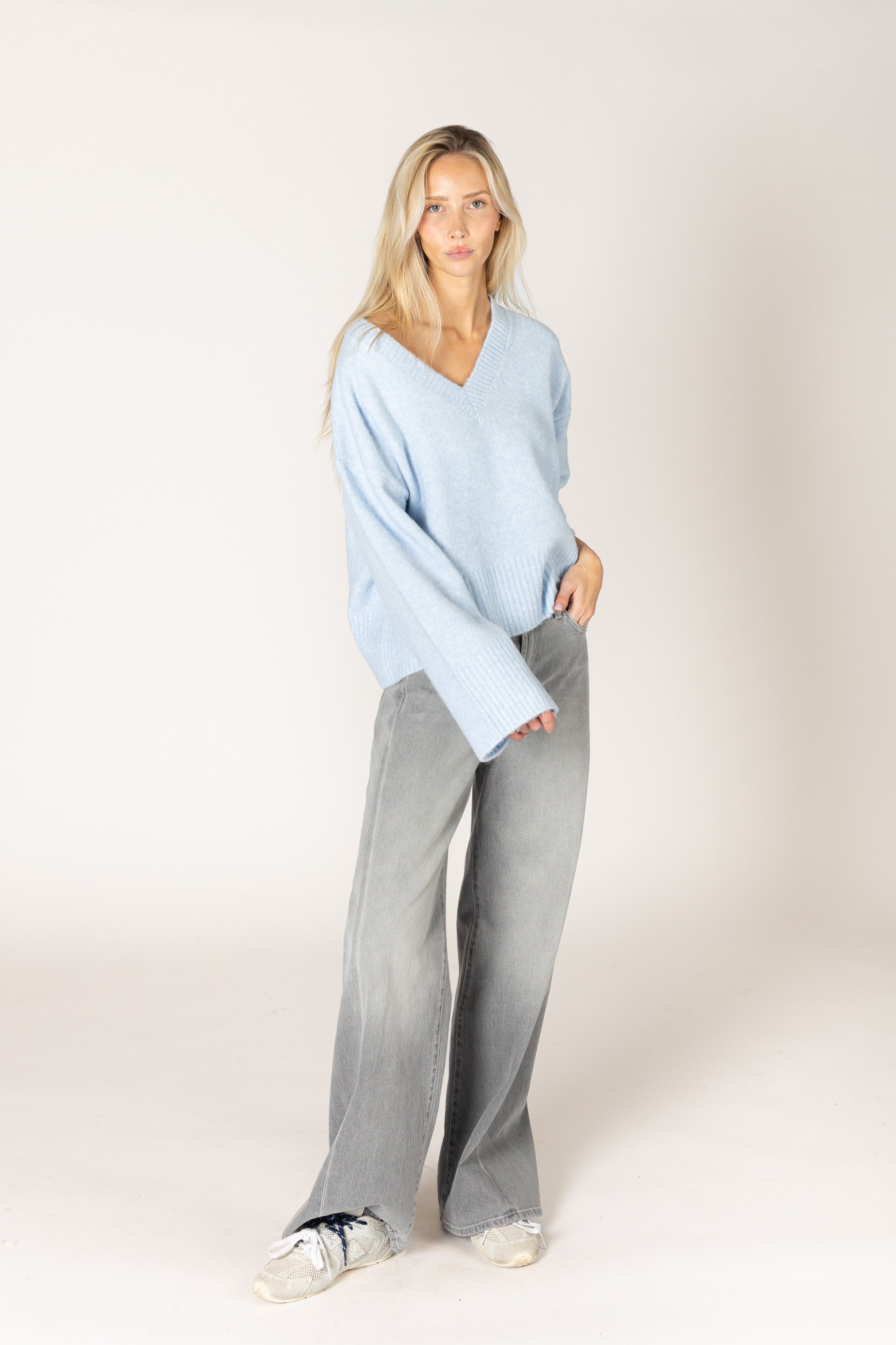 Etta V Sweater
