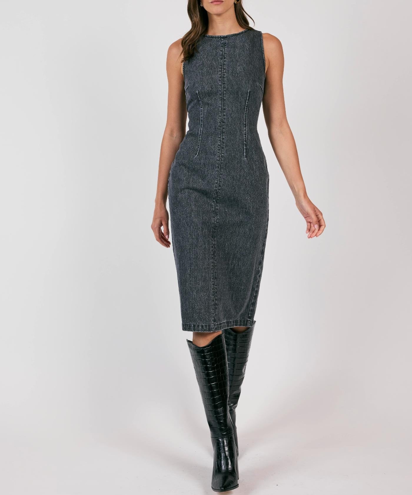 Transformative Fitted Denim Midi Dress