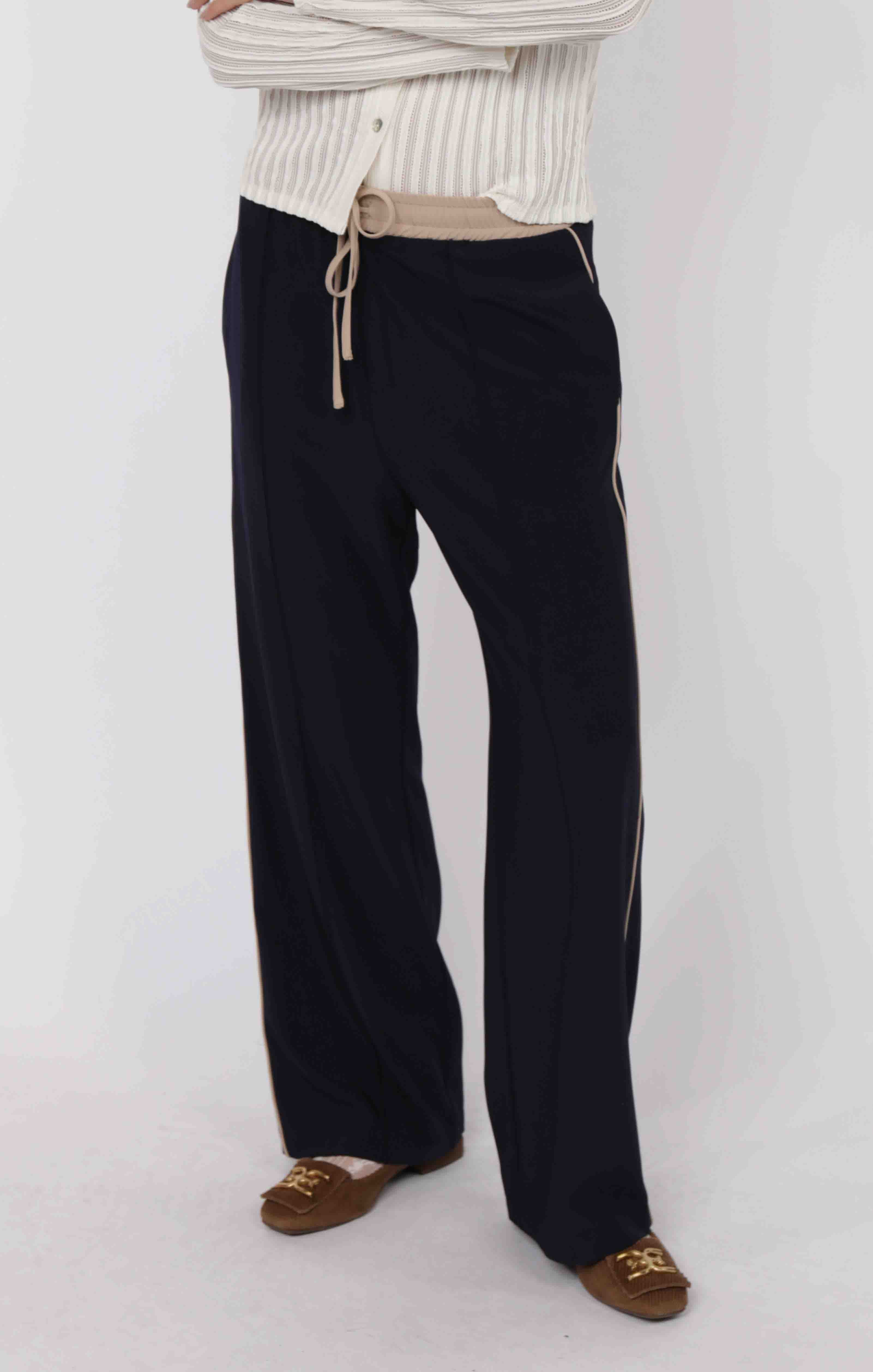 On Film Vintage Piping Pant