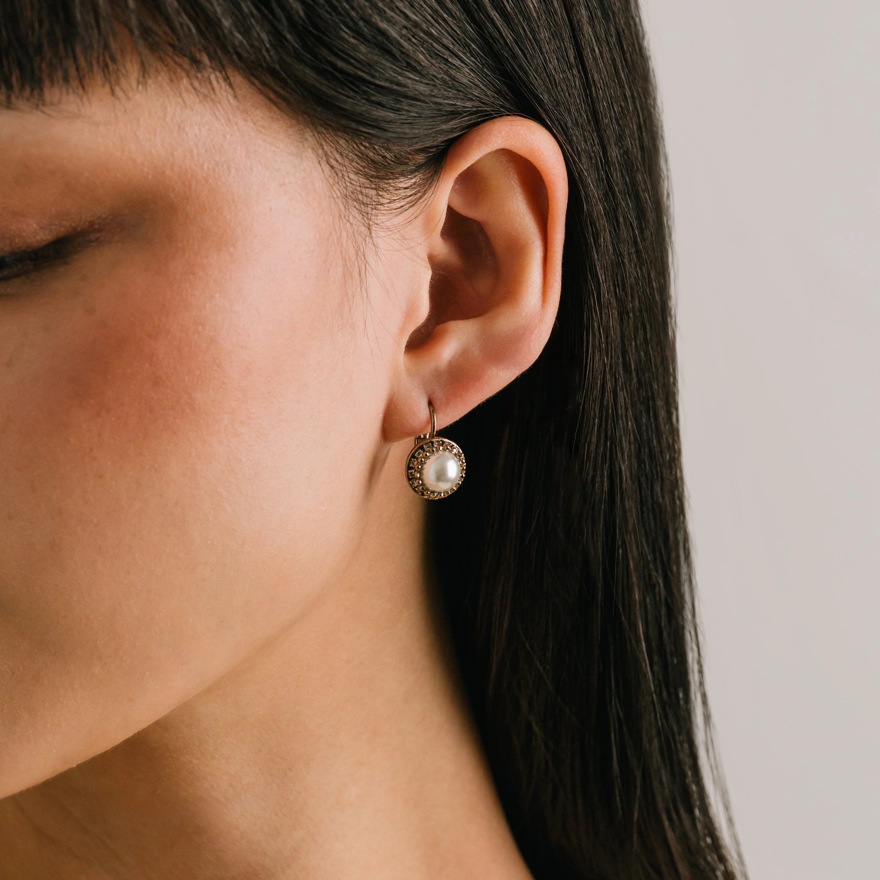 Mirel Pearl Clip Earring