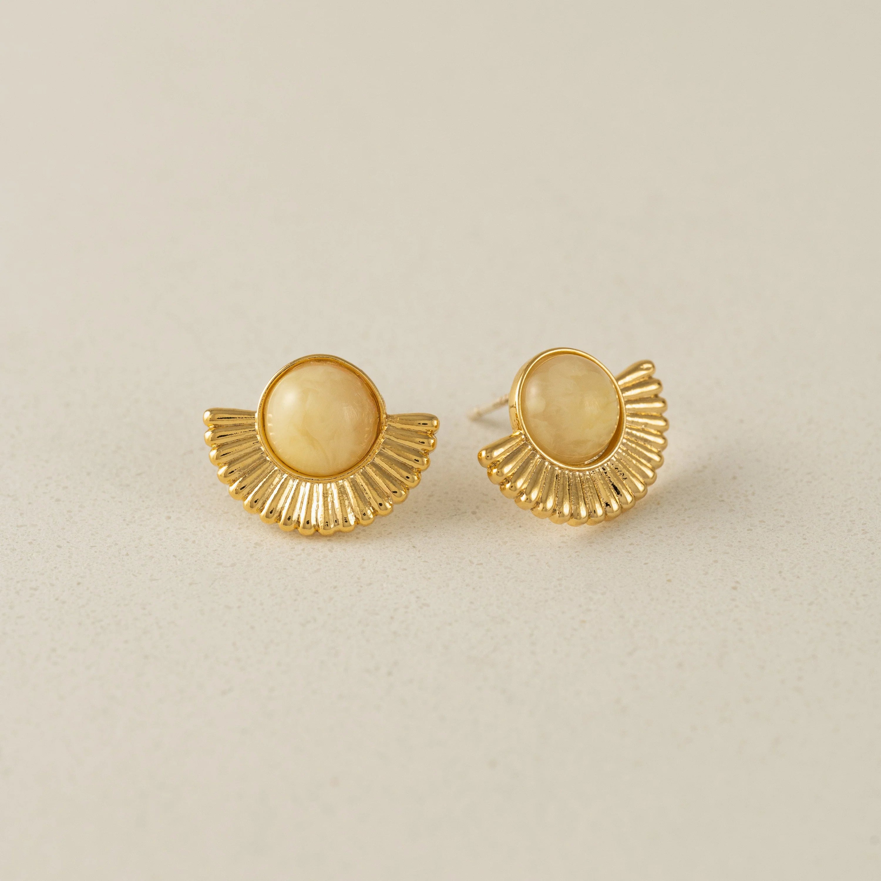 Moonpetal Stud earrings