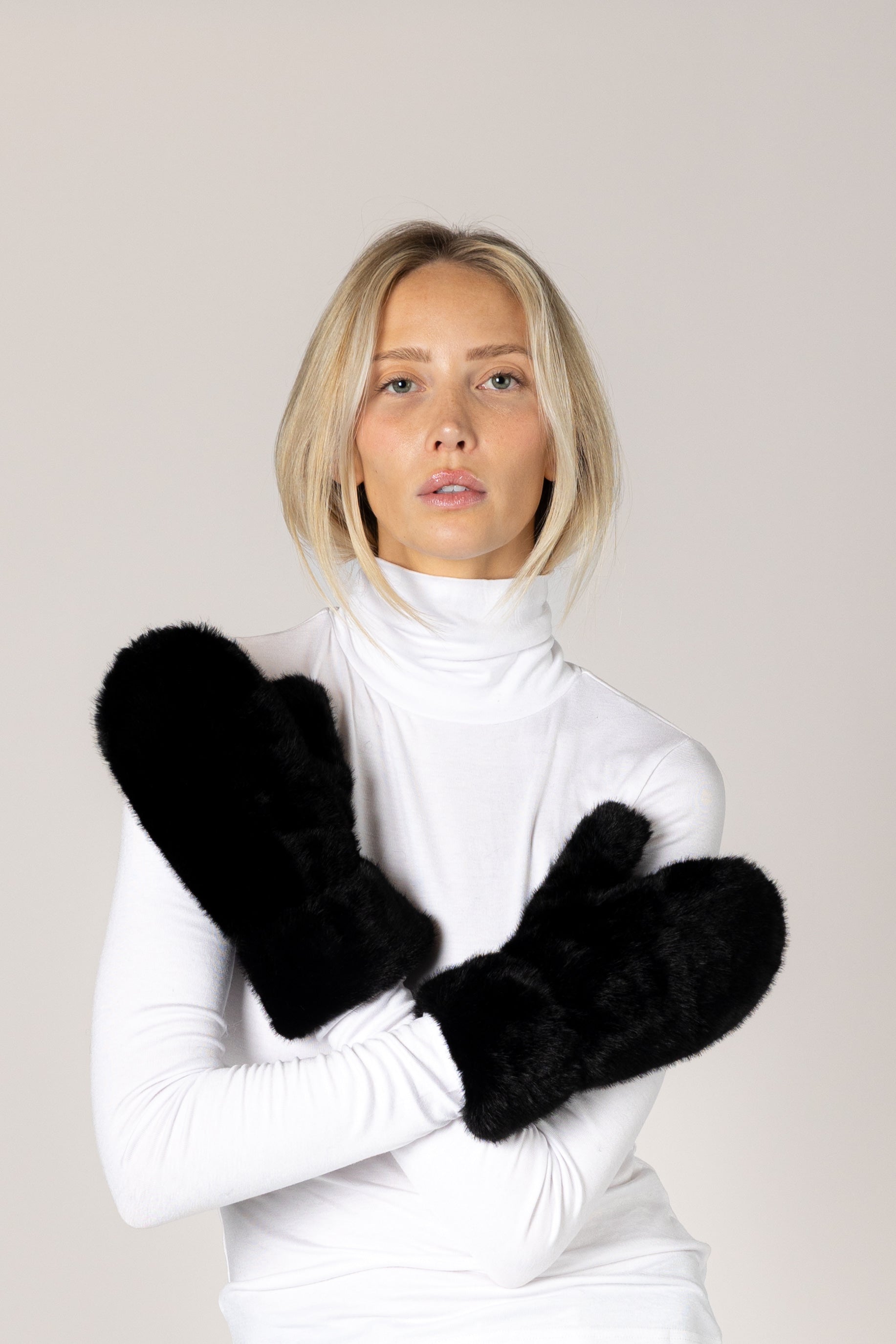 Faux Fur Plush Mittens