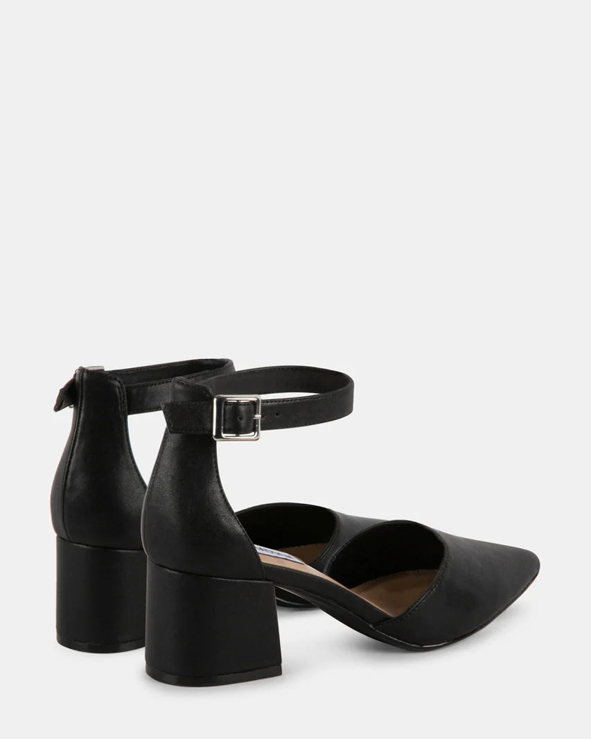 Dara Heels