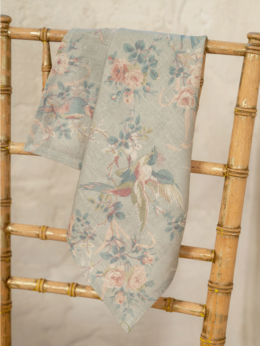 Vienna Linen Napkin Set of 4