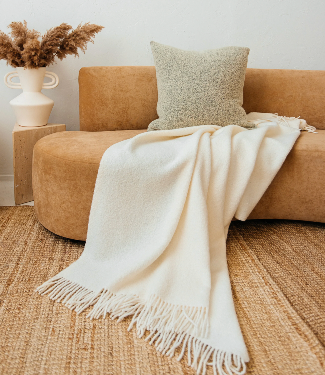 Baldwin Boucle Throw
