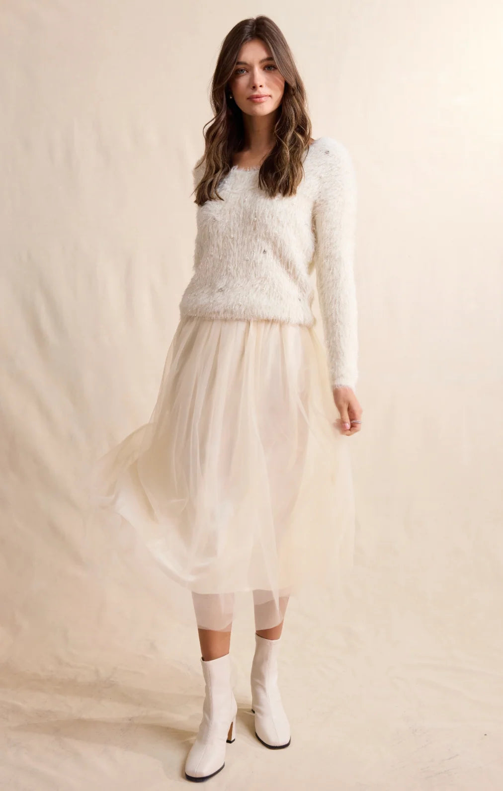 Invitation Tulle Midi Skirt