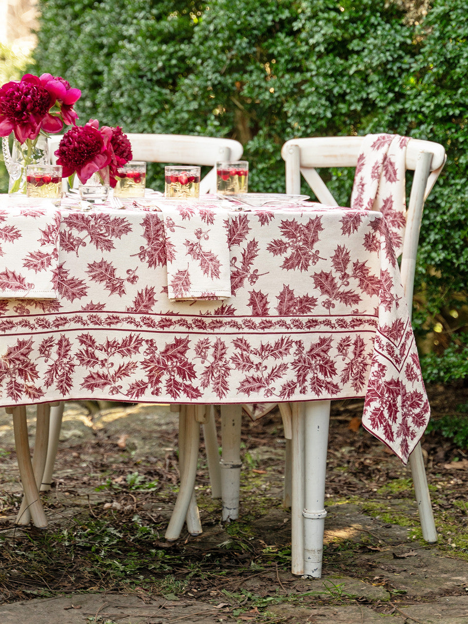 Holly Toile Tablecloth