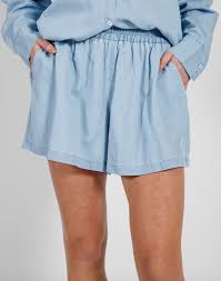 Chambray Short