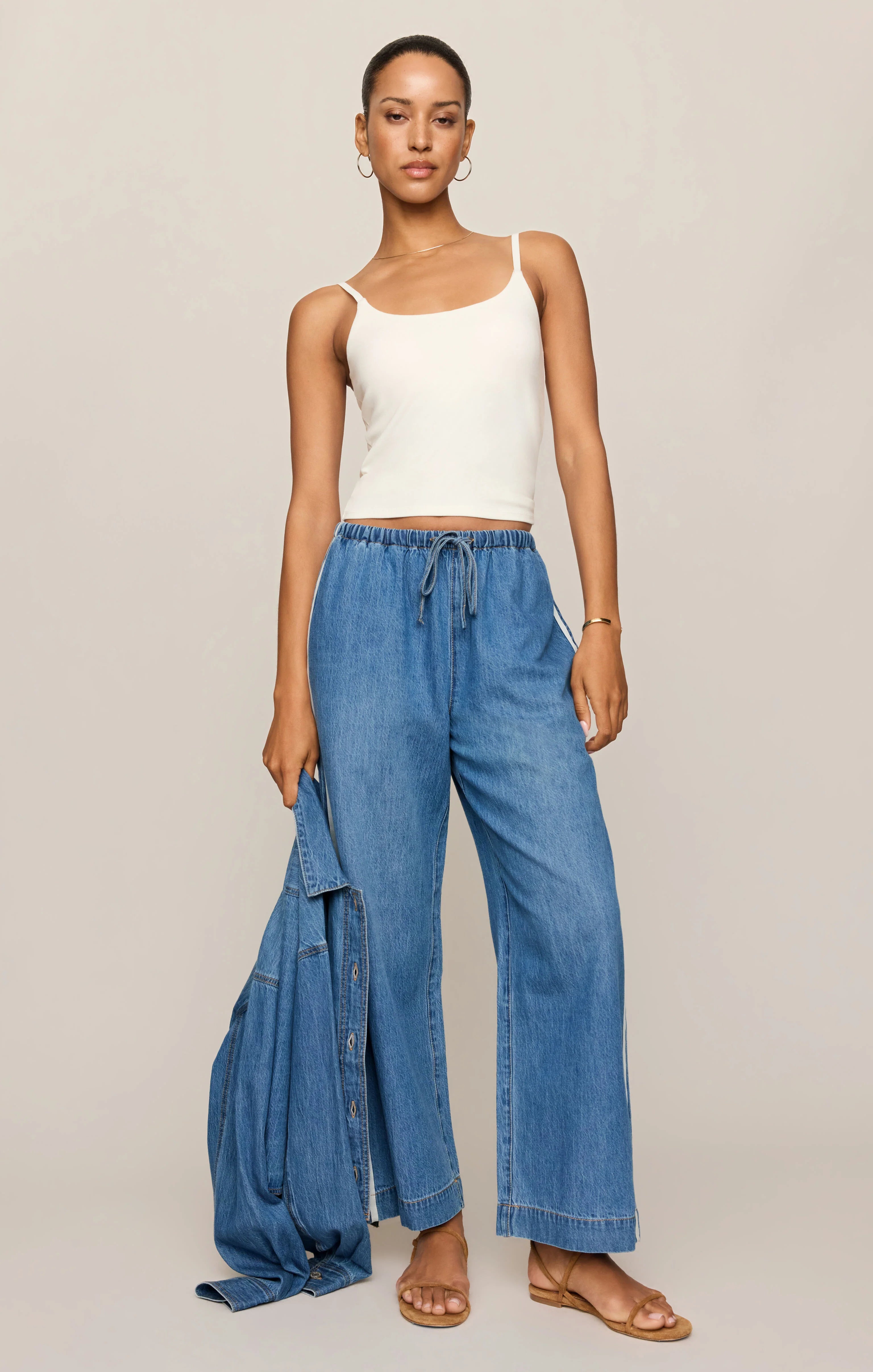 The Sidelines Denim Tracker