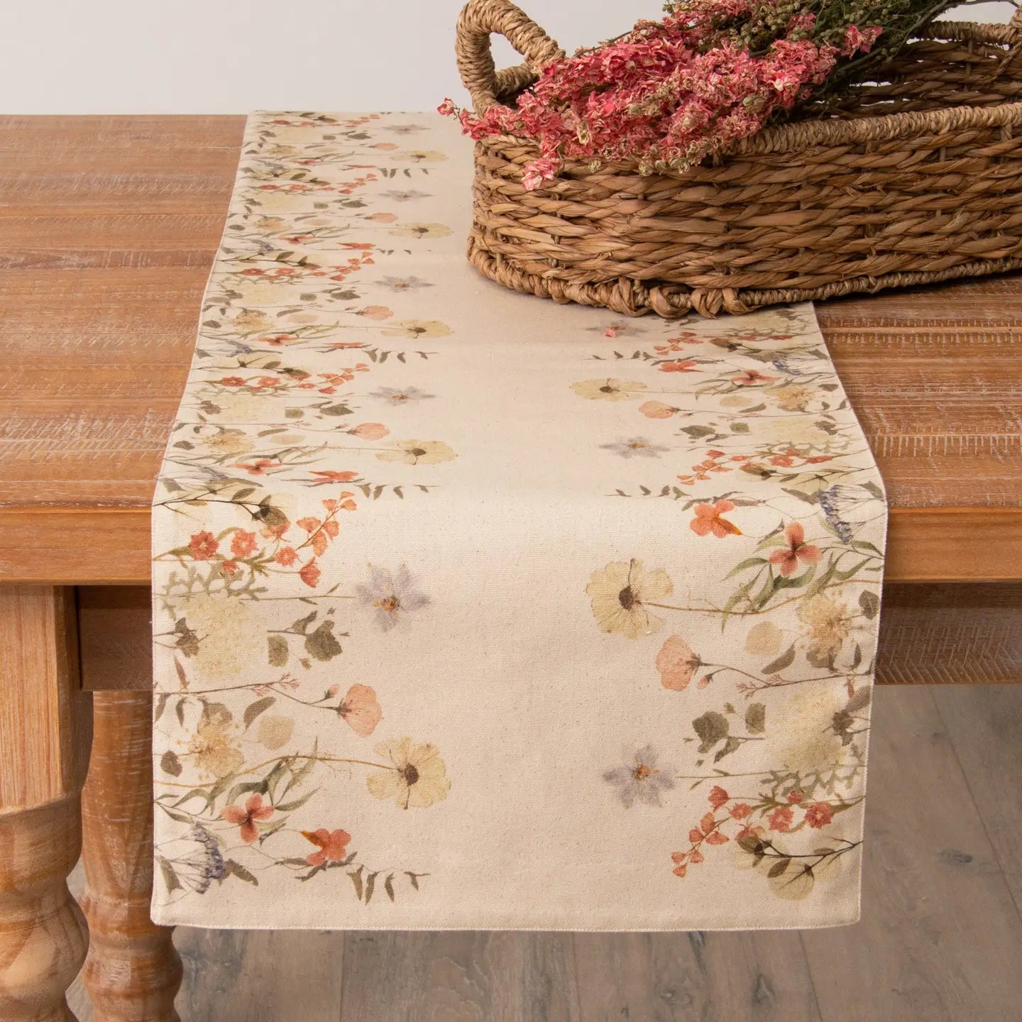 Dried Flowers Table Runner
