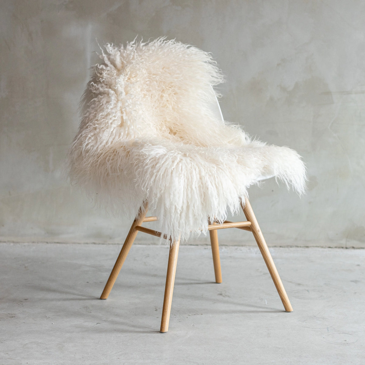 Icelandic Sheepskin | White Curly Long Hair