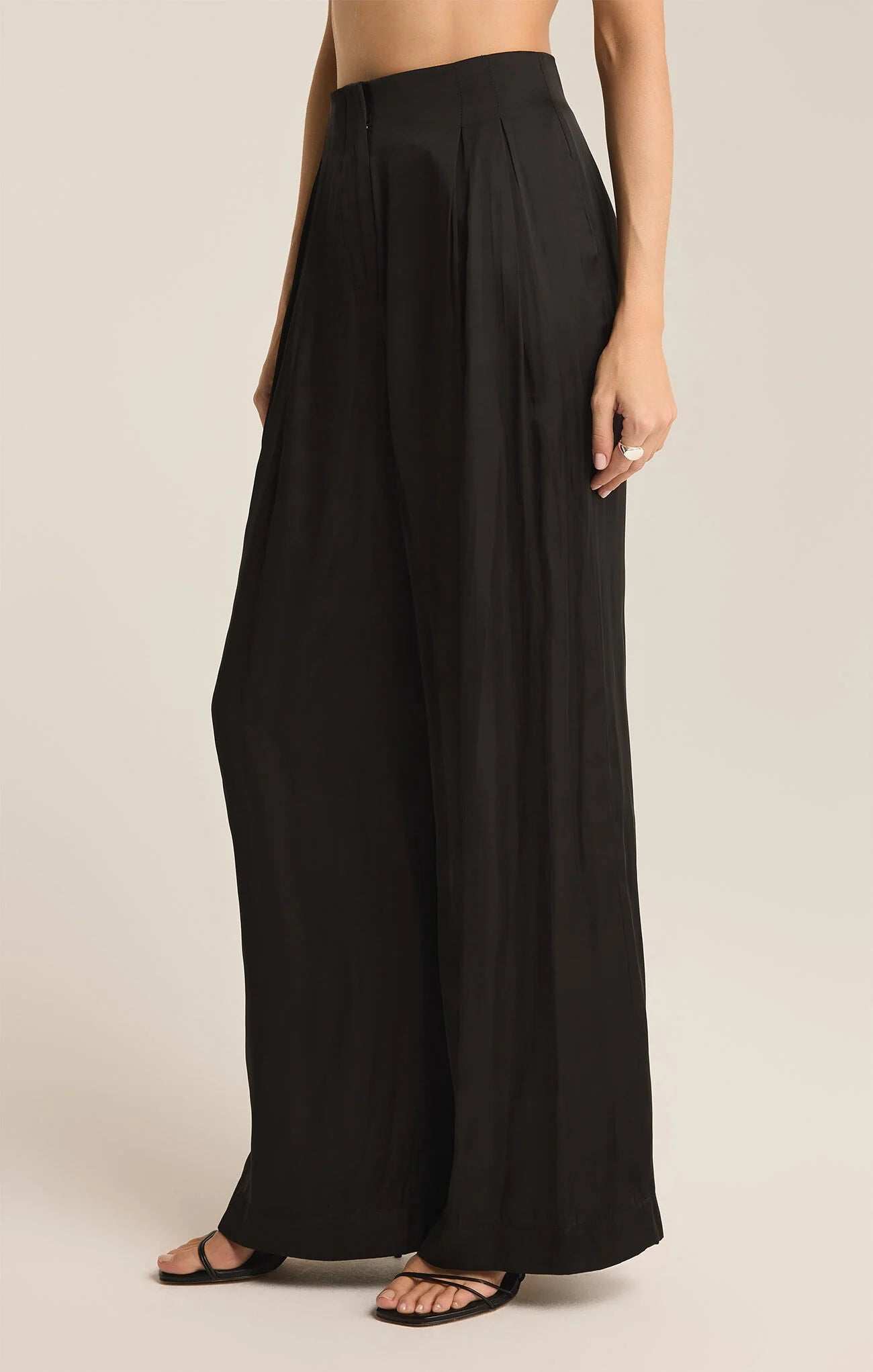 Lisse Wide Leg Satin Pant